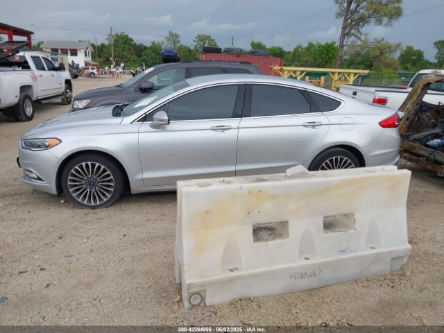 3FA6P0HD5HR166433 Ford FUSION SE