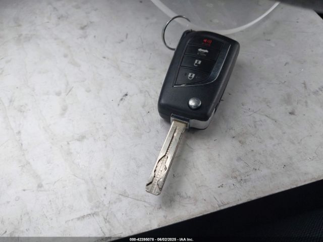 JTDEPMAE7N3020352 Toyota COROLLA LE