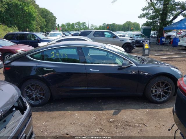 5YJ3E1EA2JF021098 Tesla Model 3 Long Range/mid Range