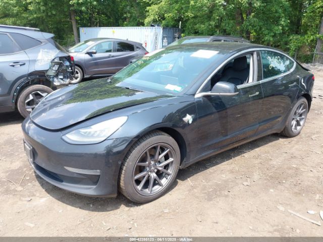 5YJ3E1EA2JF021098 Tesla Model 3 Long Range/mid Range
