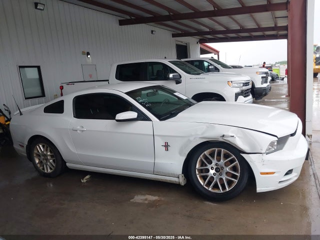 1ZVBP8AM9E5332210 Ford 2014