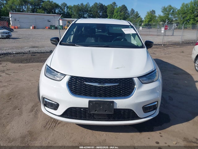 2C4RC1BG3RR123230 Chrysler 2024
