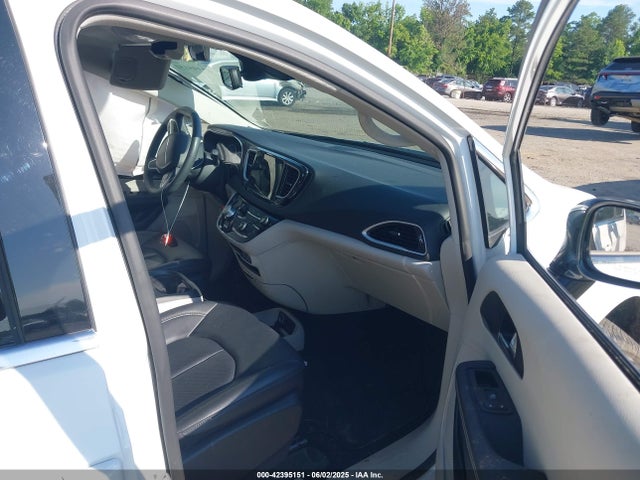 2C4RC1BG3RR123230 Chrysler 2024