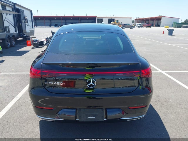 W1KCG2DB7NA015666 Mercedes-Benz ed