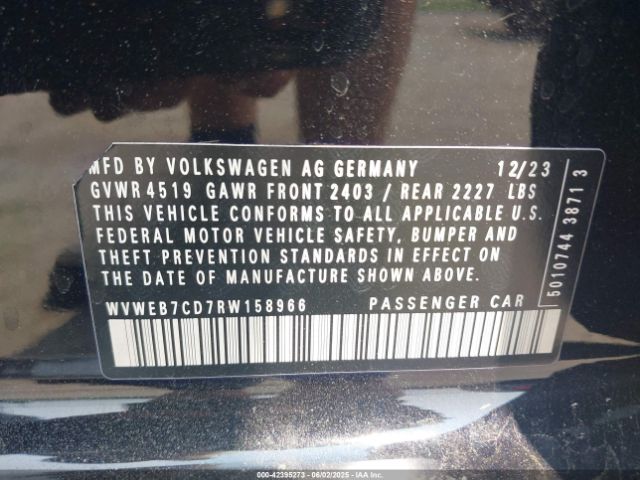 2024 VOLKSWAGEN GOLF R WVWEB7CD7RW158966 Photo 8