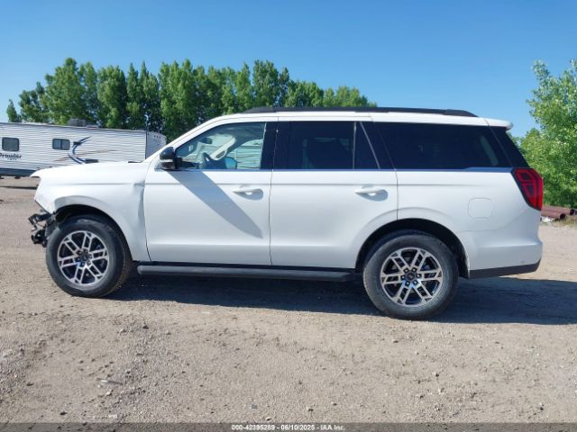 1FMJU1J85SEA23004 Ford Expedition Active