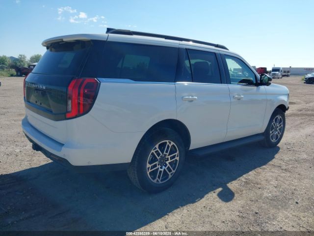 1FMJU1J85SEA23004 Ford Expedition Active