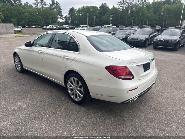 WDDZF4KB3HA208509 Mercedes-Benz E 300 4matic