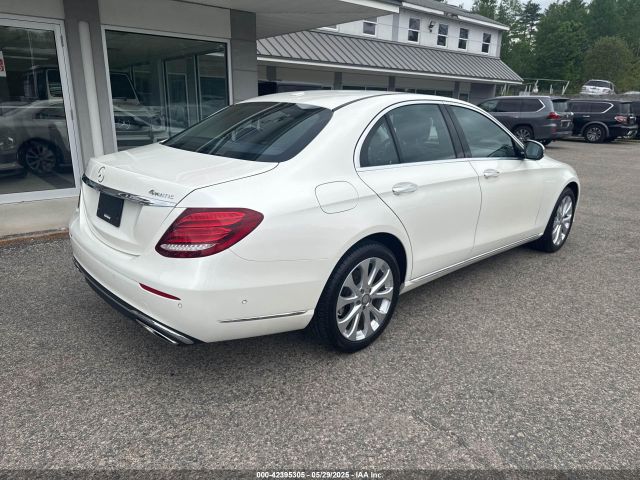 WDDZF4KB3HA208509 Mercedes-Benz E 300 4matic