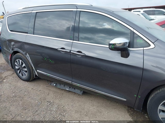 Chrysler 2021 2021 2C4RC1S75MR529471 Image 13