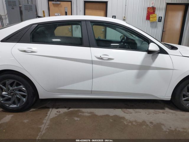 KMHLM4DG5RU785780 Hyundai ELANTRA SEL