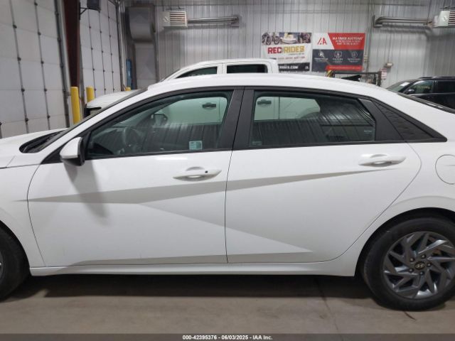 KMHLM4DG5RU785780 Hyundai ELANTRA SEL