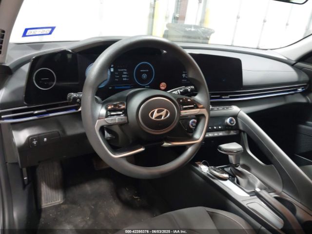 KMHLM4DG5RU785780 Hyundai ELANTRA SEL