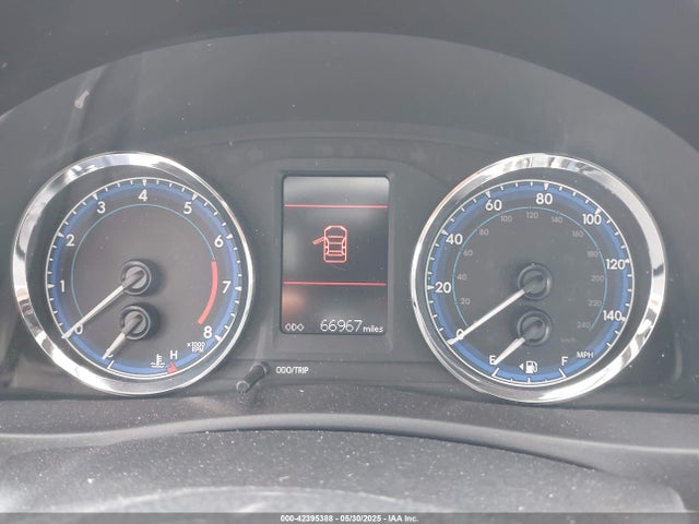 5YFBURHE5HP611421 Toyota COROLLA LE