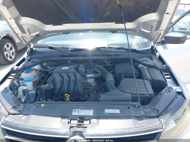 3VW2K7AJ8FM217026 Volkswagen Jetta