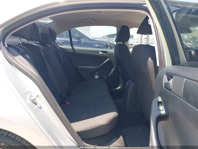 3VW2K7AJ8FM217026 Volkswagen Jetta