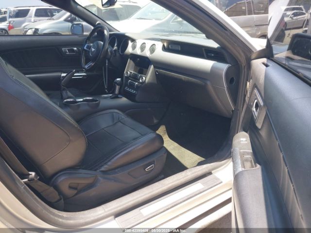 2018 FORD MUSTANG 1FATP8UH0J5154967 Photo 4
