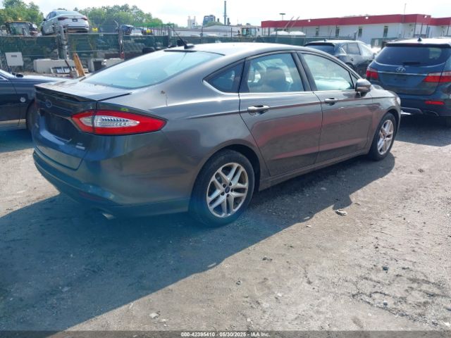 3FA6P0HD4GR392252 Ford FUSION SE
