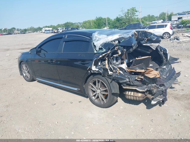 Hyundai 2017 2017 5NPE34AB3HH537285 Image 3