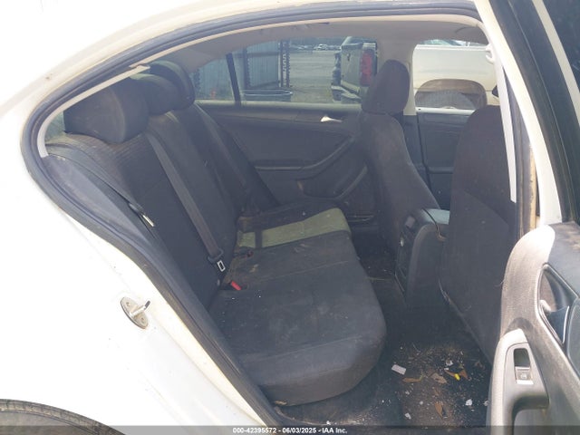 3VW267AJ7GM357283 Volkswagen Jetta 1.4t S