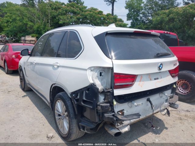 2016 BMW X5 5UXKR0C56G0S93031 Photo 2