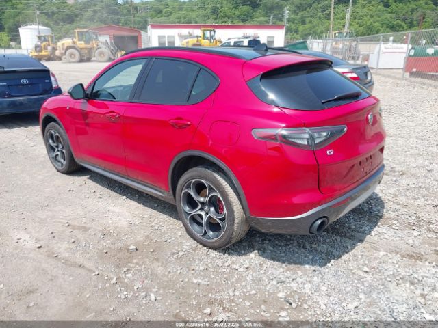 2024 ALFA ROMEO STELVIO ZASPAKBNXR7D80427 Photo 2
