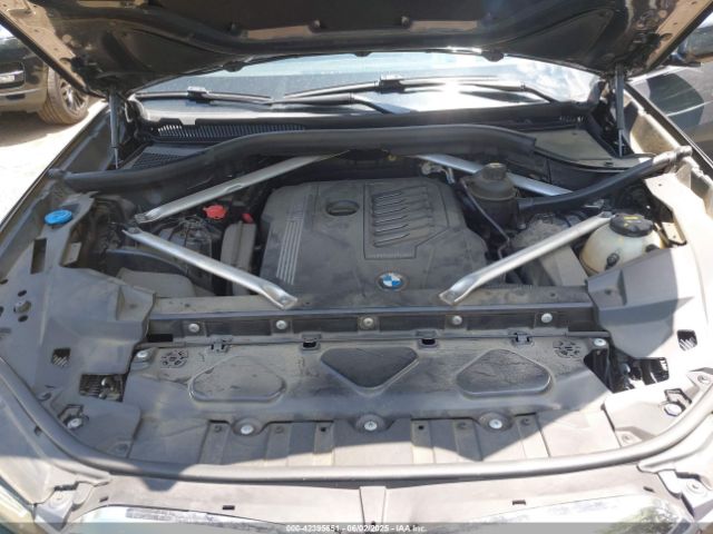 2019 BMW X5 5UXCR6C55KLL28883 Photo 9