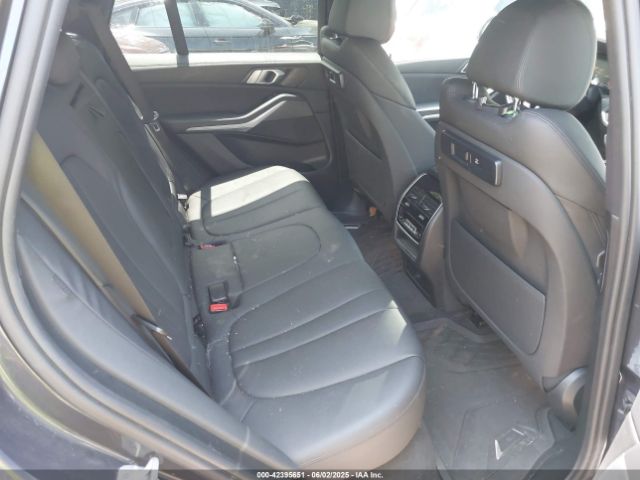 2019 BMW X5 5UXCR6C55KLL28883 Photo 7