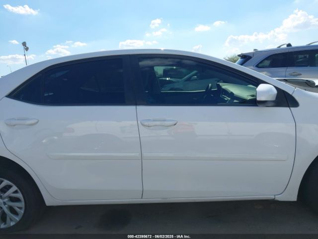 2T1BURHE3JC076160 Toyota COROLLA LE