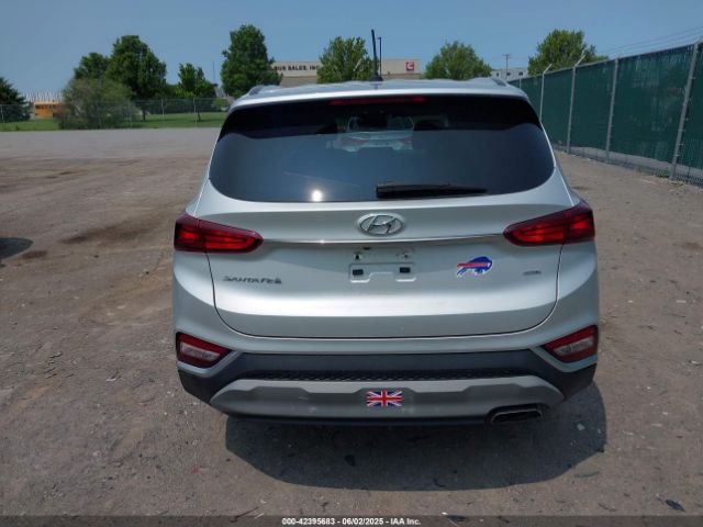 5NMS2CAD2KH058961 Hyundai Santa Fe Se