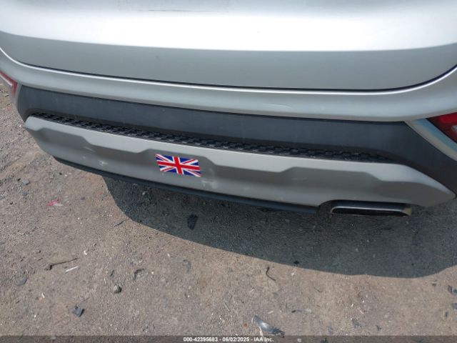 5NMS2CAD2KH058961 Hyundai Santa Fe Se