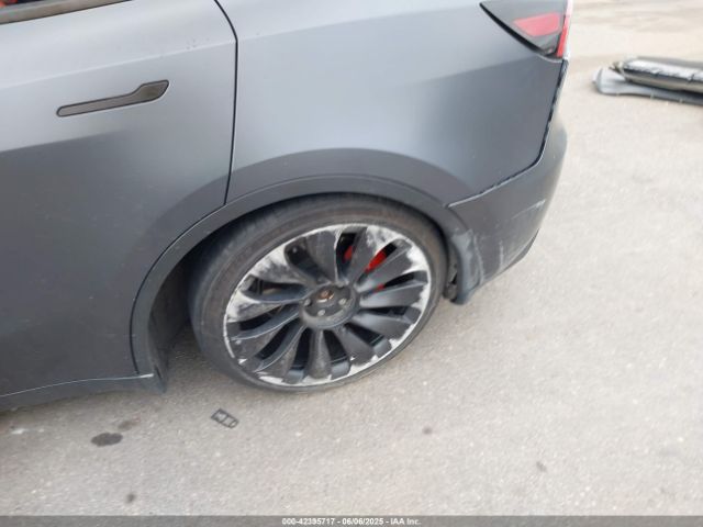 2022 TESLA MODEL Y 7SAYGDEF1NF379668 Photo 5