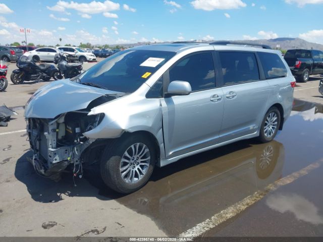 5TDYZ3DC0LS055337 Toyota SIENNA XLE