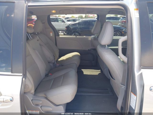 5TDYZ3DC0LS055337 Toyota SIENNA XLE