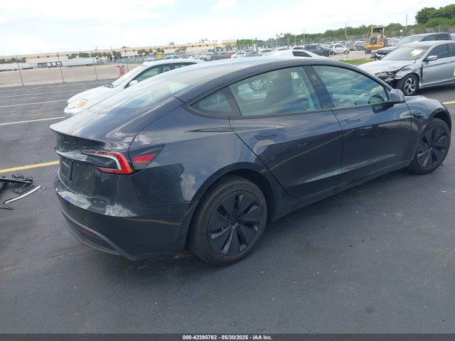 2025 TESLA MODEL 3 5YJ3E1EA9SF987532 Photo 3