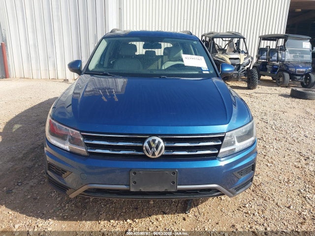Volkswagen Tiguan 2018 3VV3B7AX2JM091526 Image 12