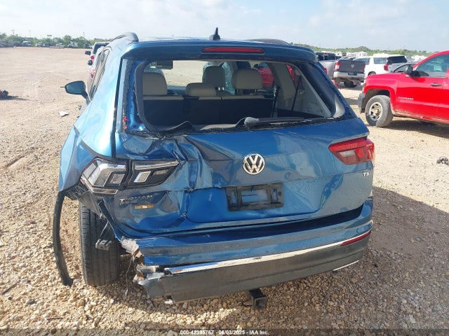 Volkswagen Tiguan 2018 3VV3B7AX2JM091526 Image 6