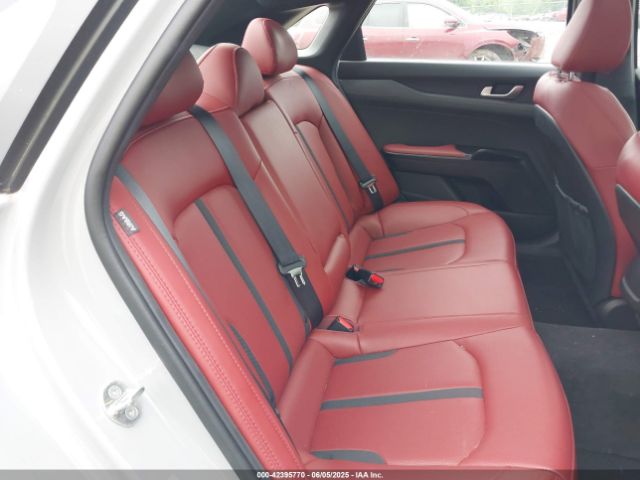 5XXG64J24PG193136 KIA K5 Gt-line
