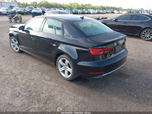 WAUAUHFF2J1056128 Audi A3 2.0t Premium/2.0t Tech Premium