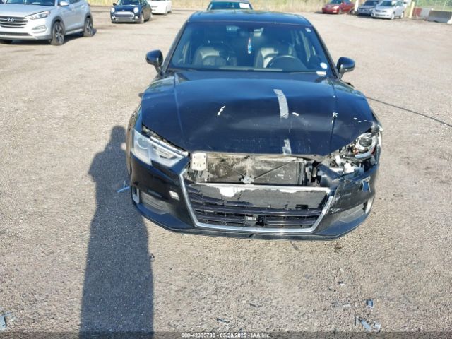 WAUAUHFF2J1056128 Audi A3 2.0t Premium/2.0t Tech Premium