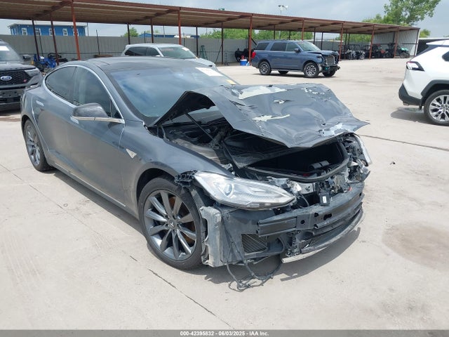 2013 TESLA MODEL S 5YJSA1DP2DFP07997 Photo 0
