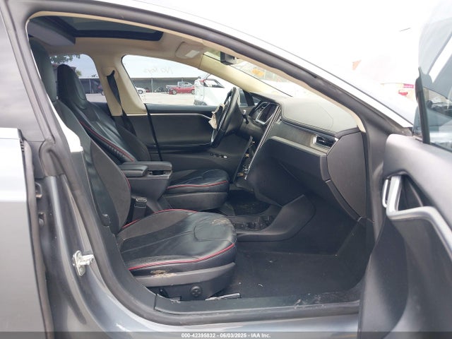 2013 TESLA MODEL S 5YJSA1DP2DFP07997 Photo 4