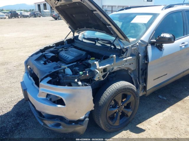 1C4PJMCB3GW191226 Jeep Cherokee Altitude