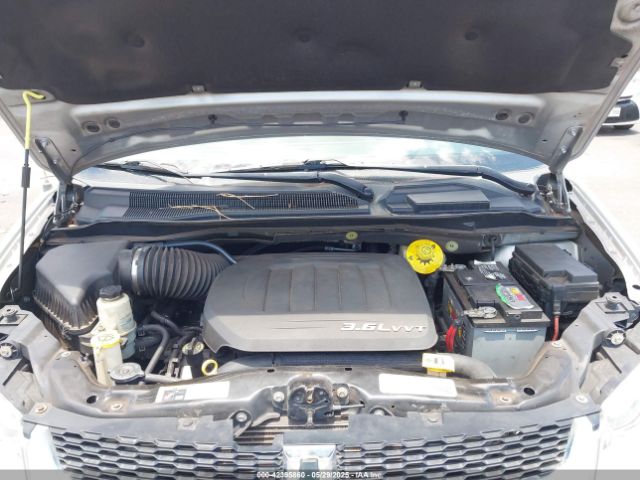 2C4RDGCG7GR309669 Dodge Grand Caravan Sxt