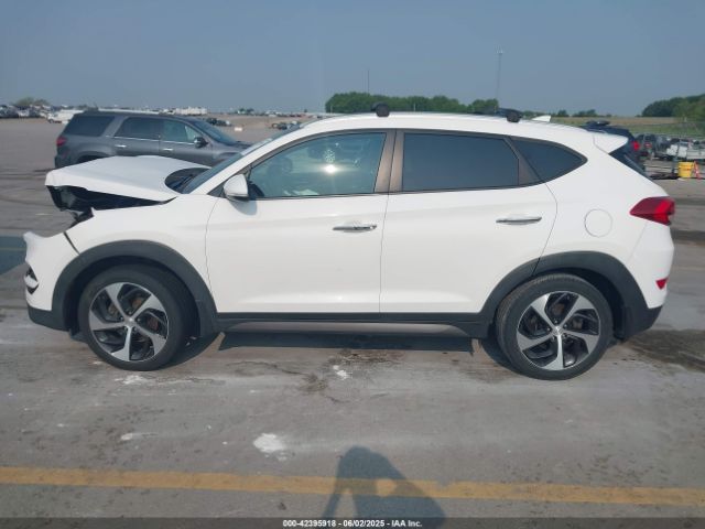 KM8J3CA27GU257250 Hyundai Tucson