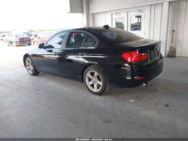 2013 BMW 320I WBA3C3C56DF982906 Photo 2