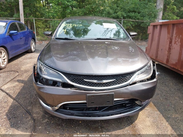 Chrysler 200 Limited 2015 1C3CCCABXFN750530 Image 12