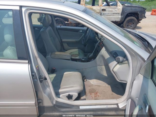 2003 MERCEDES-BENZ C 240 WDBRF81J53F415391 Photo 4