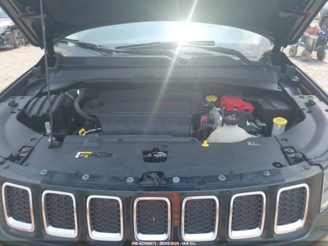 3C4NJDBB1MT507653 Jeep Compass Latitude 4x4
