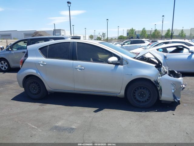JTDKDTB38G1134958 Toyota 1nz-fxe+1lm